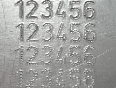 Značení spojitou linkou (volitelně).