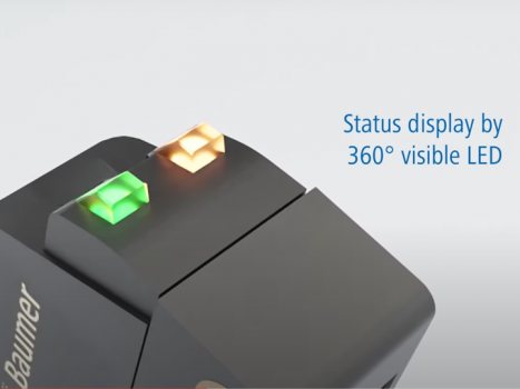 Aktuální stav snímače signalizují dvě LED kontrolky a jejich konstrukce umožňuje viditelnost stavu ze všech stran.