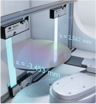 Snímač hran Baumer OE60 je ideální pro pozicování waferů. Snadno se integruje do řídicí jednotky bez potřeby jakékoliv externího řídicího boxu.