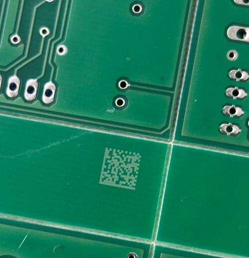 Desky plošných spojů.