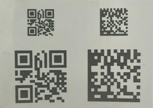 Značení QR kódu a DataMatrix kódu na plast.